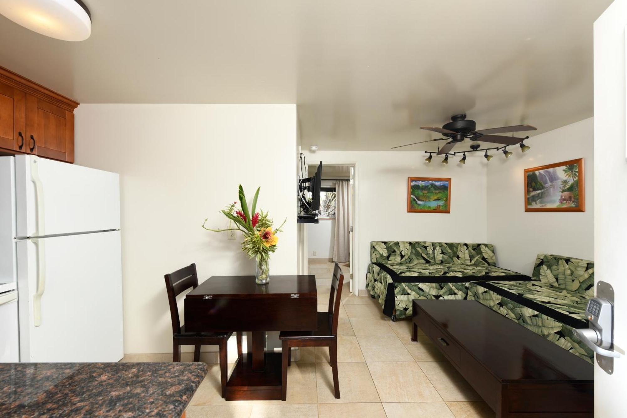 Nona Lani Cottages Kihei Quarto foto